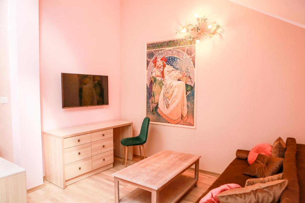 Апартаменты Main Square Platan Loft Collection Краков Экстерьер фото